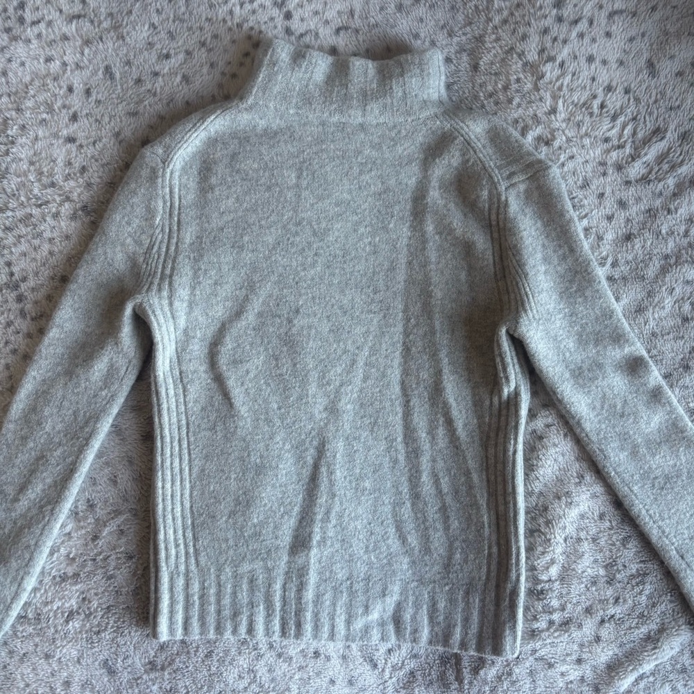 J. Crew | Set of 2 | Classic Mock Neck Sweaters | Cream & Light Gray | Size XS - Picture 6 of 8